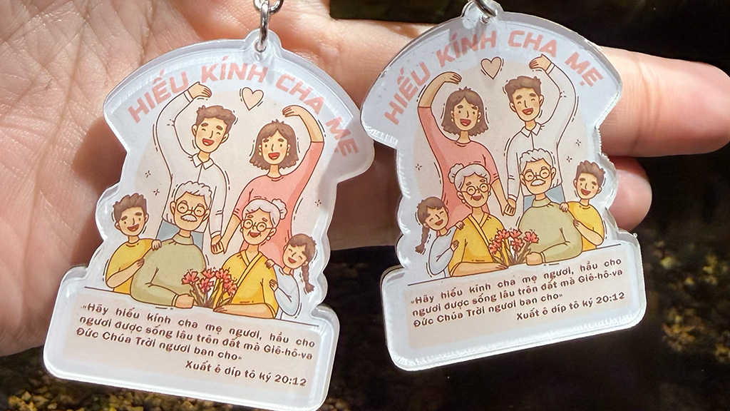 HIẾU KÍNH CHA MẸ A
